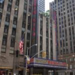 Haupteingang der Radio City Music Hall New York