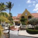 Eingang ins Amsterdam Manor Beach Resort