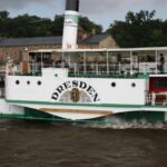 Volle Fahrt beim Schauffelraddampfer