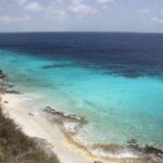 Schnorcheln im seichten Meer